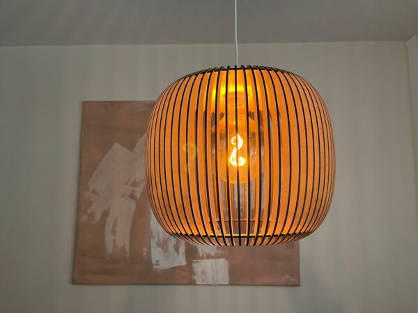 "Pallero" - puinen design-lampunvarjostin (Iso) - Image 4