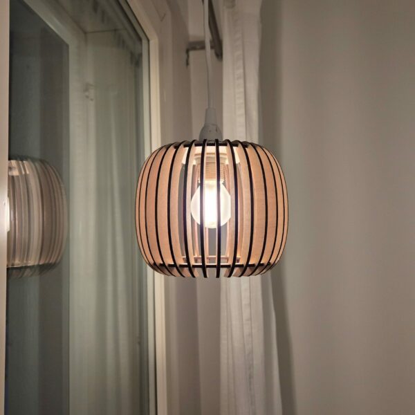"Pallero" - puinen design-lampunvarjostin (Pieni)